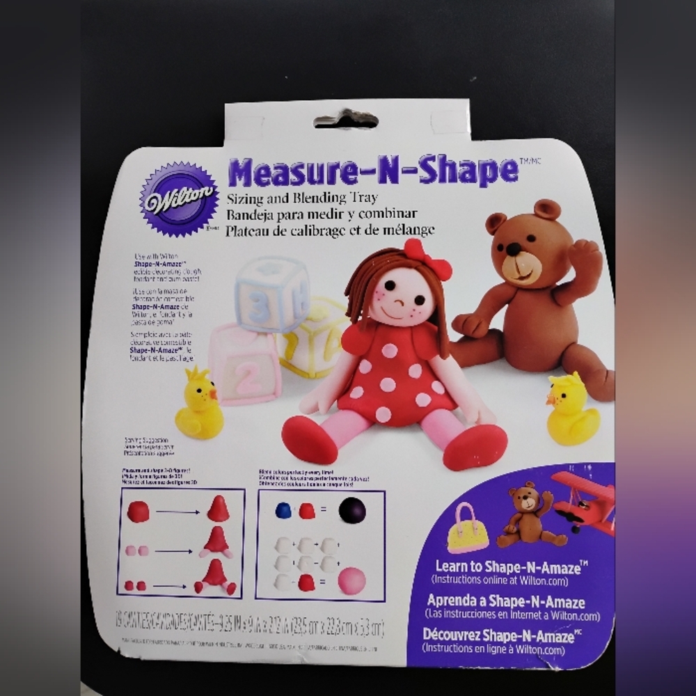 Wilton Measure-N- Shape Sizing And Blending Tray